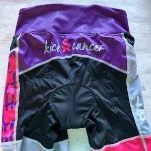 Betty designs tri short